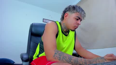 freyva_ online show from 07/19/26, 08:34