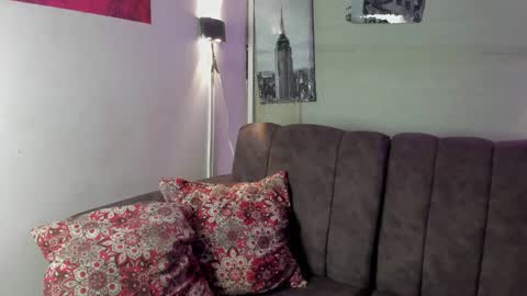 Frezzita online show from 11/05/25, 08:42