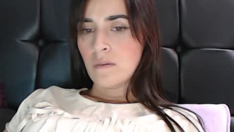 Snapshot of frida__x chatting on 12/16/24, 08:37 Frida online show from 12/16/24, 08:37