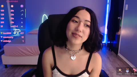 frida_lassi_ online show from 01/28/25, 03:35