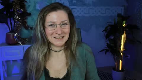 Frida Tander online show from 01/15/25, 09:02