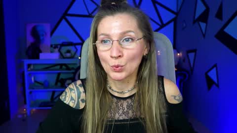 Frida Tander online show from 02/08/25, 04:04