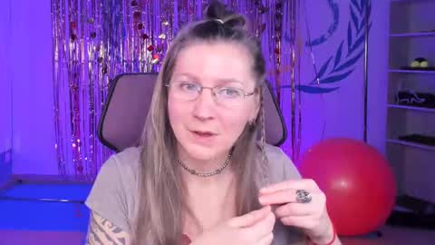 Frida Tander online show from 02/23/25, 09:11