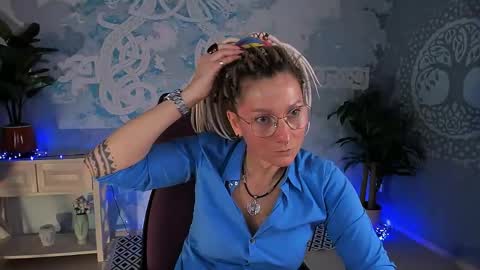 Frida Tander online show from 05/15/26, 05:25