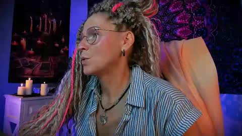 Frida Tander online show from 06/08/26, 05:19