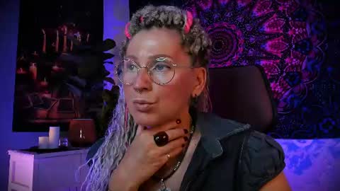 Frida Tander online show from 06/13/26, 05:49