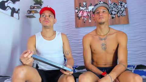 Adam y pitter online show from 09/22/25, 02:52