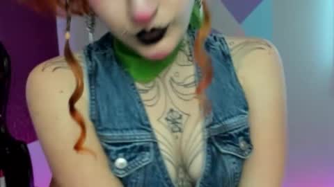 Snapshot of friskyflowers chatting on 02/23/26, 09:45 cherry online show from 02/23/26, 09:45