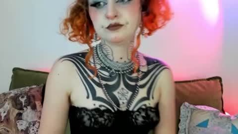Snapshot of friskyflowers chatting on 04/07/26, 02:01 cherry online show from 04/07/26, 02:01