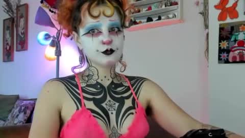 Snapshot of friskyflowers chatting on 06/11/26, 12:32 cherry online show from 06/11/26, 12:32
