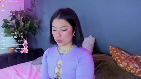 Snapshot of frodita_dream chatting on 10/23/25, 12:37 FRODIT online show from 10/23/25, 12:37