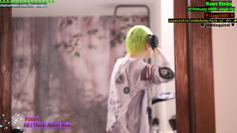   Jaywise Frogfoot  online show from 02/04/25, 01:02