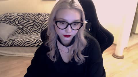 Lilith online show from 12/04/24, 10:46