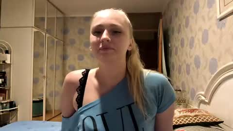 Anna online show from 07/25/26, 02:09