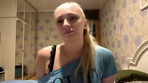 Anna online show from 07/26/26, 02:09