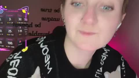 Snapshot of frosty_blueberries4 chatting on 11/26/25, 12:00 ANA online show from 11/26/25, 12:00