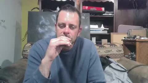 frostydhoman1221 online show from 12/09/24, 06:34