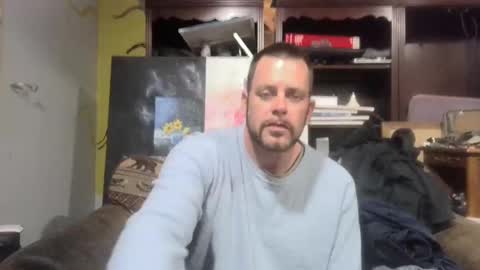 frostydhoman1221 online show from 01/12/25, 08:46