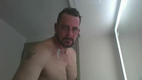 frostydhoman1221 online show from 03/07/25, 07:41