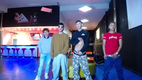 THOMAS AND DAMIAND online show from 02/26/25, 06:43
