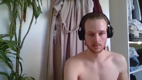 frozenyoga online show from 02/23/25, 03:51