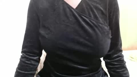 fruity28 online show from 11/19/25, 08:09