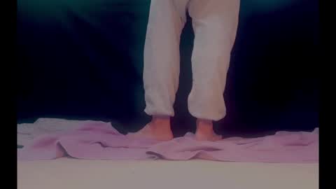 Snapshot of frys96 chatting on 11/12/25, 08:26 frys96 online show from 11/12/25, 08:26