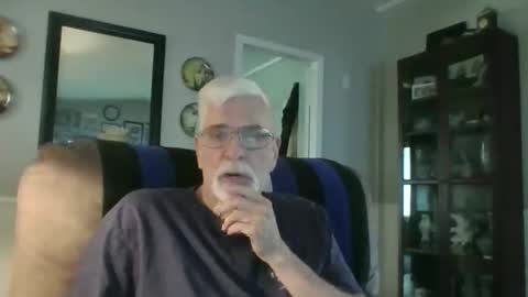Snapshot of ftljerry76 chatting on 03/22/26, 01:14 ftljerry76 online show from 03/22/26, 01:14