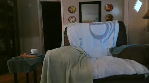 Snapshot of ftljerry76 chatting on 04/06/26, 10:54 ftljerry76 online show from 04/06/26, 10:54