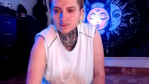          HEHIM  online show from 01/11/25, 09:46