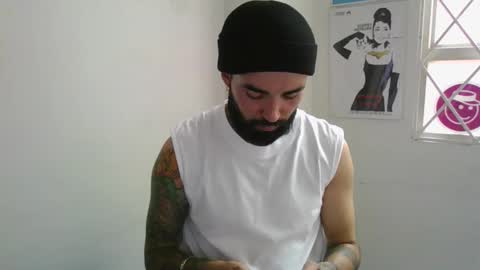 Snapshot of ftmen chatting on 06/09/26, 01:34 Jestevan online show from 06/09/26, 01:34