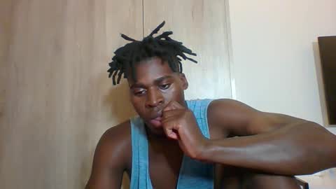 Snapshot of fuck_buoy chatting on 11/01/25, 09:50 Prince online show from 11/01/25, 09:50