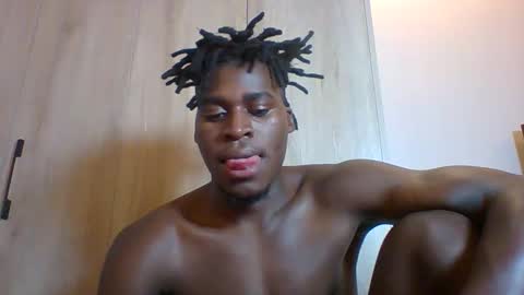 Snapshot of fuck_buoy chatting on 11/02/25, 10:39 Prince online show from 11/02/25, 10:39