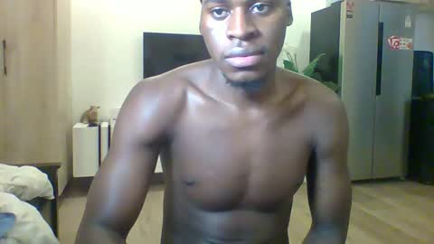 Snapshot of fuck_buoy chatting on 11/09/25, 09:18 Prince online show from 11/09/25, 09:18