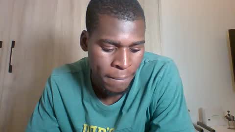 Snapshot of fuck_buoy chatting on 11/27/25, 06:32 Prince online show from 11/27/25, 06:32