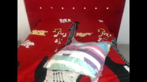 Snapshot of fuck_couple_latin chatting on 10/10/25, 11:31 fuck_couple_latin online show from 10/10/25, 11:31