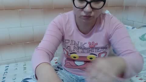 Snapshot of fuck_my_face chatting on 01/11/25, 06:45 Ella online show from 01/11/25, 06:45