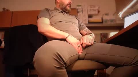 fuckadilf online show from 12/09/24, 04:47