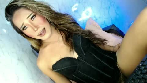 sweetyJENNY online show from 06/16/26, 05:37