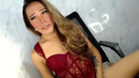 sweetyJENNY online show from 07/15/26, 11:15