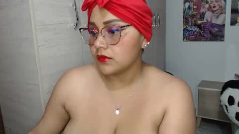 Mia and Gary  online show from 10/28/25, 01:53