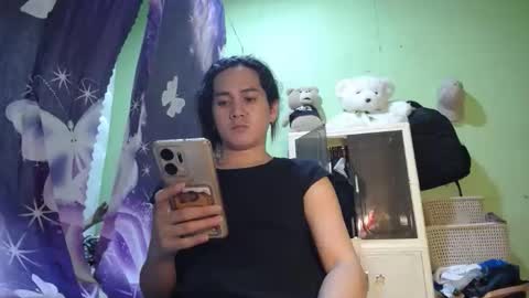 Snapshot of fuckingrads chatting on 04/17/26, 03:59 sexy 7inchCock online show from 04/17/26, 03:59