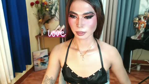 Snapshot of fuckingtransangel chatting on 06/13/26, 02:20 ANGELICA FOX online show from 06/13/26, 02:20