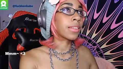 Snapshot of fuckkenbabe chatting on 12/28/24, 10:13 Babe online show from 12/28/24, 10:13