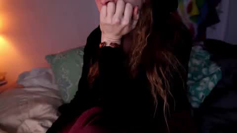 Snapshot of fuckmypussyplz1 chatting on 01/18/25, 11:33 fuckmypussyplz1 online show from 01/18/25, 11:33