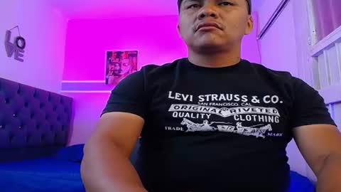 Snapshot of fuego_moro chatting on 06/19/26, 04:55 FUEGO MORO online show from 06/19/26, 04:55