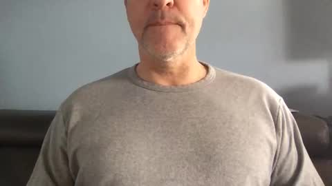 Snapshot of fuertecock chatting on 01/19/25, 09:45 Gregorio online show from 01/19/25, 09:45