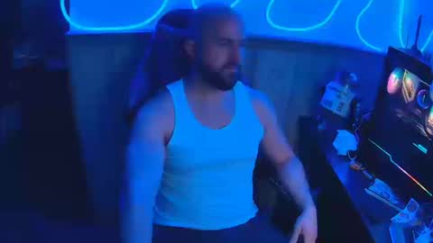 Snapshot of fufupop chatting on 10/14/25, 03:51 fufupop online show from 10/14/25, 03:51