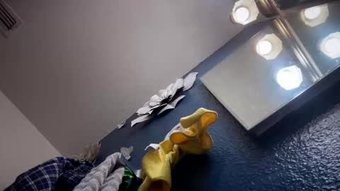 fukmyass247 online show from 10/13/25, 11:21