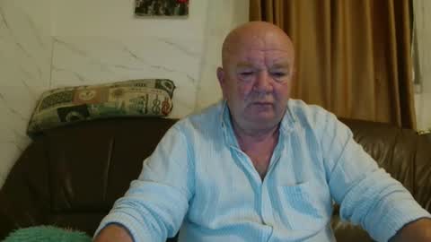 fullballs6 online show from 12/01/25, 03:00